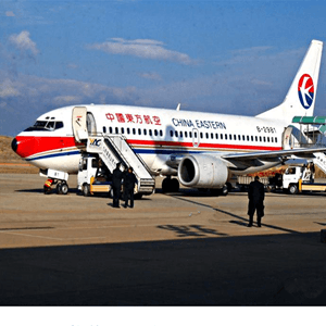 温州机场货运航空快运业稳步发展的原因是什么？